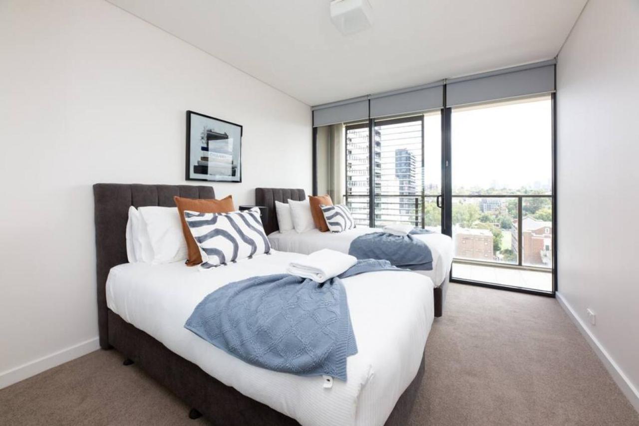 Sapphire Of South Yarra - Two Bedroom Condominium เมลเบิร์น ภายนอก รูปภาพ
